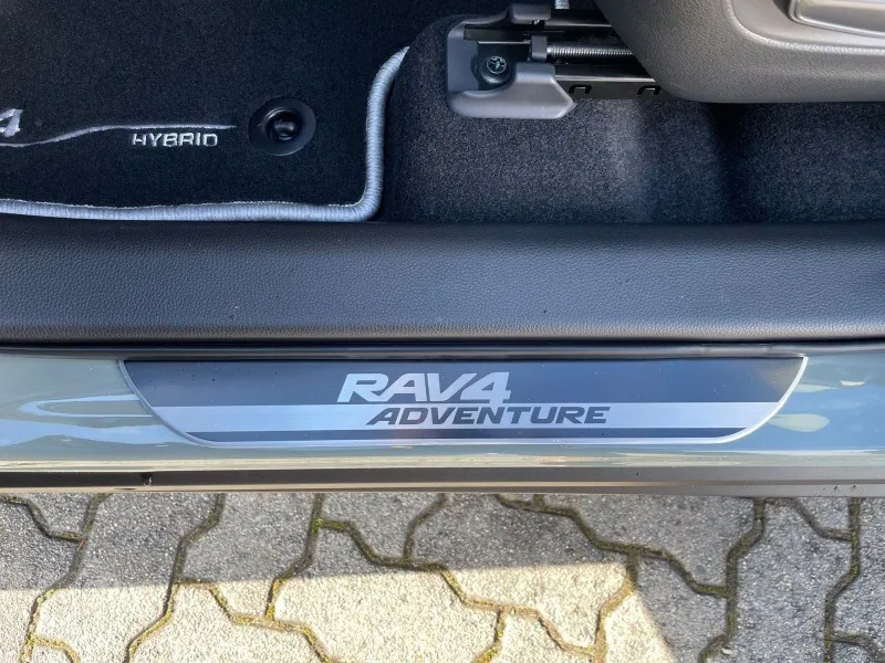 Toyota Rav4 2.5 AWD Hybrid =NEW= Adventure/Distronic Гаранци Image 7