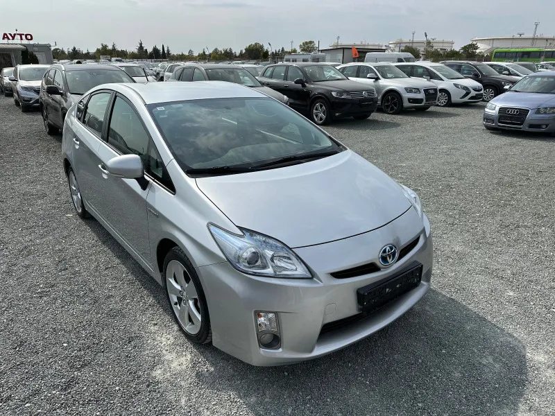 Toyota Prius (KATO НОВА) Image 3