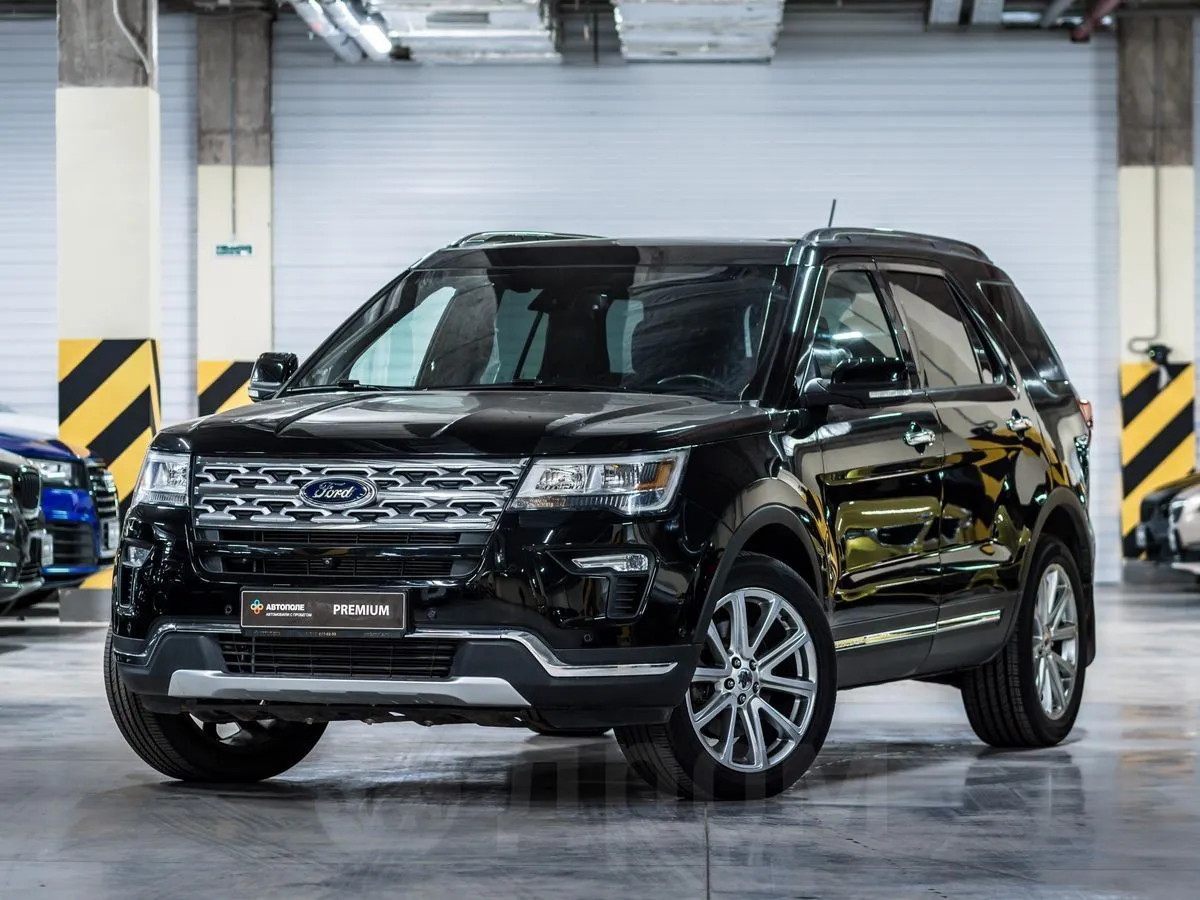 Ford Explorer Image 2