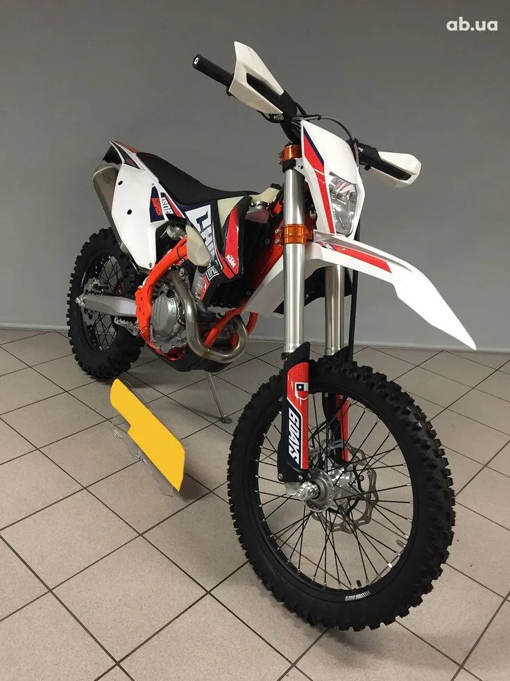 KTM 250 Image 6